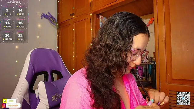 Snapshot of eva_rosse69 chatting on 03-12-26, 11:05 eva rosse69 online show from 03-12-26, 11:05