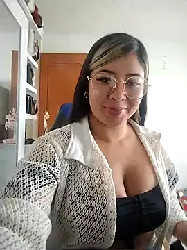 Ariana-pp03 online show from 03-17-25, 12:57