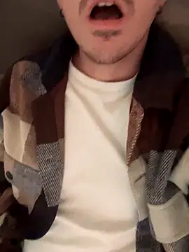 Snapshot of Rey_chard96 chatting on 09-14-25, 10:36 Rey chard96 online show from 09-14-25, 10:36