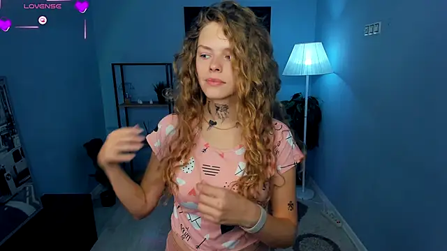 RayaNenlia online show from 10-07-25, 04:42