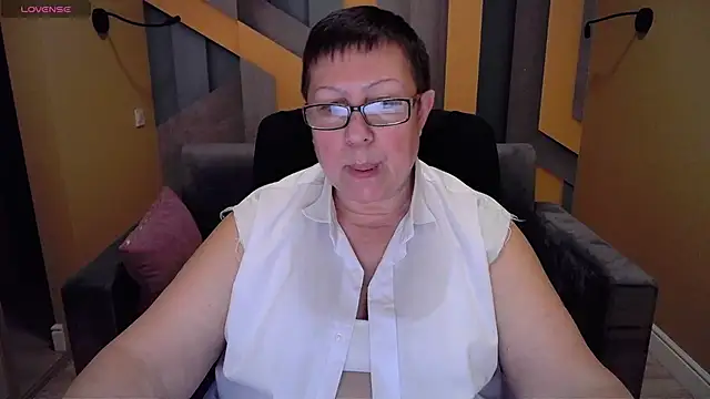 BarbaraTurners online show from 12-23-24, 09:18