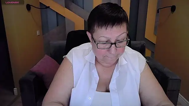 BarbaraTurners online show from 12-26-24, 06:33