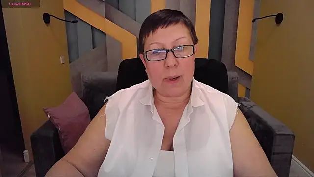 BarbaraTurners online show from 01-20-25, 01:50