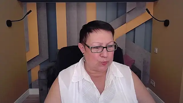 BarbaraTurners online show from 11-14-25, 07:45