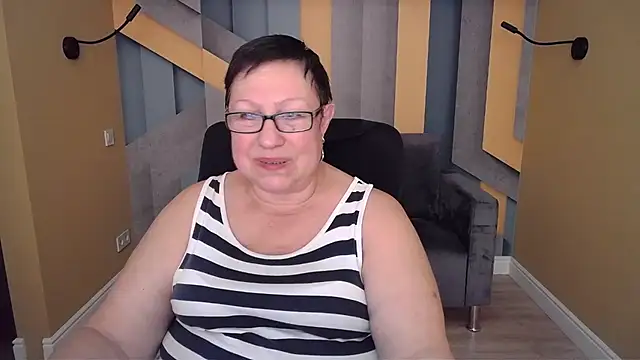 BarbaraTurners online show from 11-28-25, 07:27