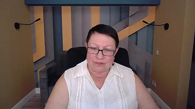 BarbaraTurners online show from 12-19-25, 06:59