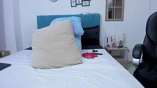 kamila lopez online show from 01-31-26, 09:24