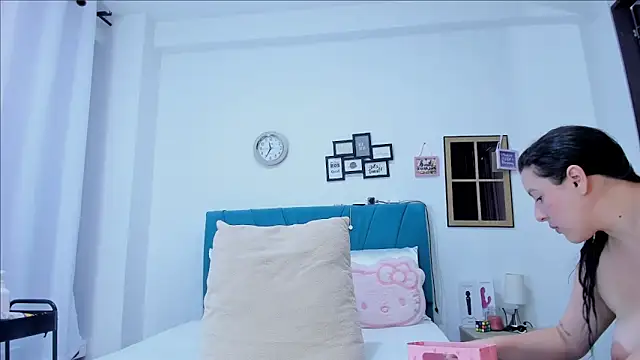 kamila lopez online show from 02-26-26, 08:41