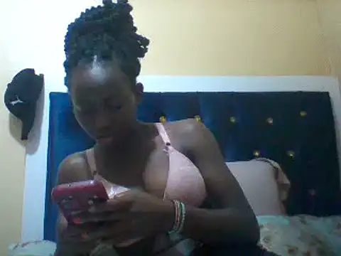 Seeexxxy-bree online show from 12-02-24, 07:47