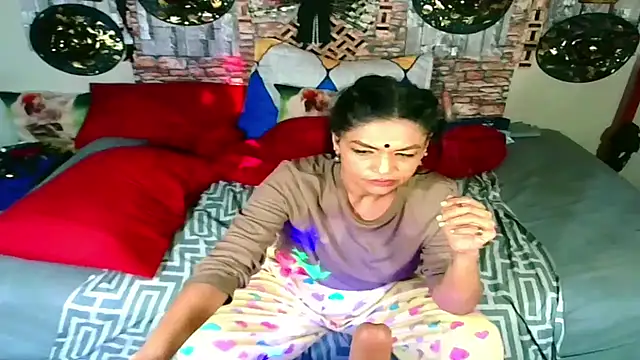 Indian Blaze00 online show from 10-22-25, 10:53