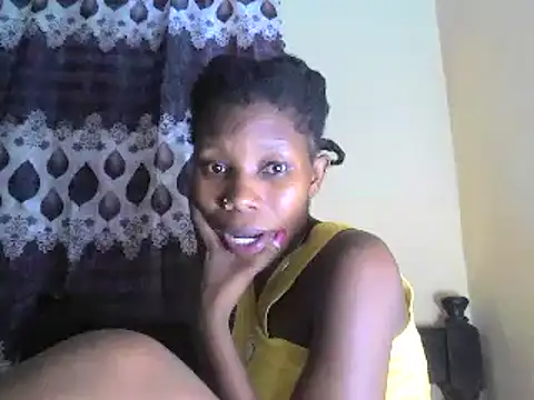 smallnaughtygirl online show from 02-16-25, 06:32
