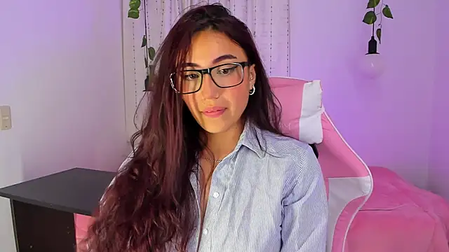 Snapshot of veronicaxx69 chatting on 01-29-25, 04:26 veronicaxx69 online show from 01-29-25, 04:26