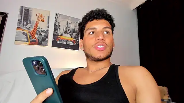 Snapshot of Curlblue chatting on 01-29-25, 05:40 Curlblue online show from 01-29-25, 05:40