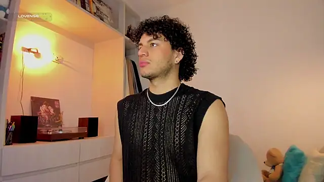 Curlblue online show from 12-14-25, 12:10