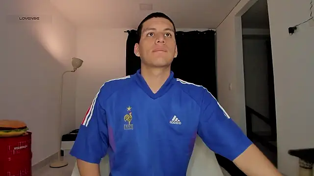 Snapshot of Curlblue chatting on 02-25-26, 05:06 Curlblue online show from 02-25-26, 05:06