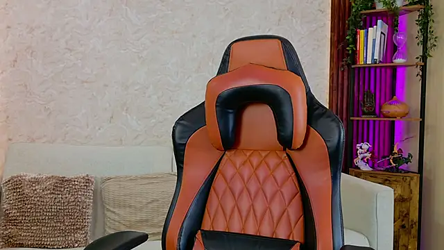 AdanReilly online show from 12-17-25, 08:48