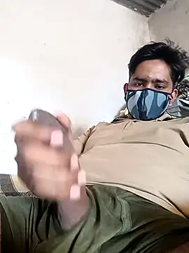 Snapshot of Pussy_lover_33 chatting on 09-11-25, 09:20 Pussy lover 33 online show from 09-11-25, 09:20