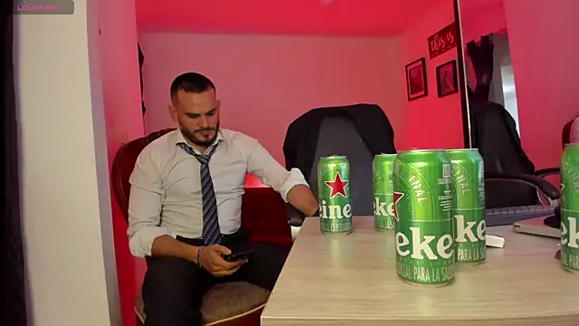 Snapshot of thesexlawyer1 chatting on 11-04-25, 08:24 thesexlawyer1 online show from 11-04-25, 08:24