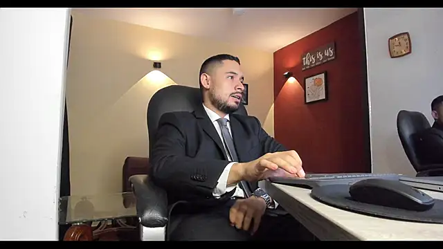 Snapshot of thesexlawyer1 chatting on 11-22-25, 03:27 thesexlawyer1 online show from 11-22-25, 03:27