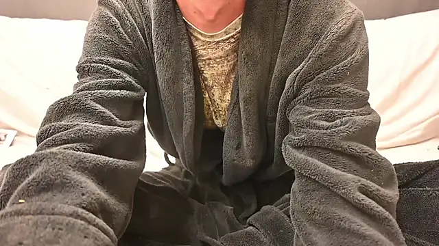 joeiandola online show from 10-18-25, 04:52