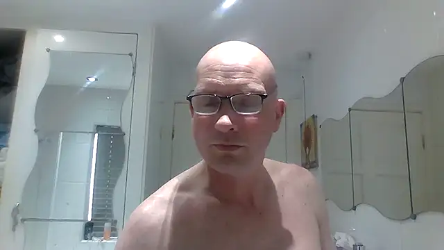 mrtickle0025 online show from 03-17-25, 10:17