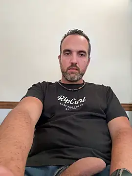 leon3875 online show from 02-20-26, 05:24