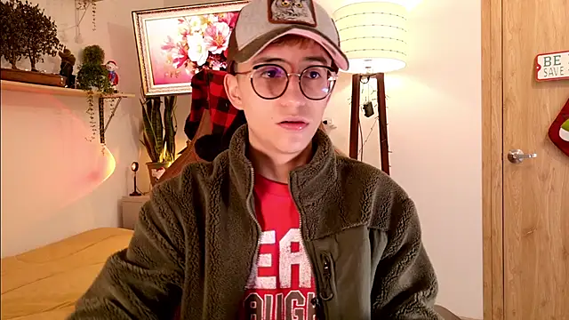 Mr evan1 online show from 12-22-25, 04:15