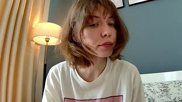 Snapshot of sun_place chatting on 01-31-25, 04:36 sun place online show from 01-31-25, 04:36