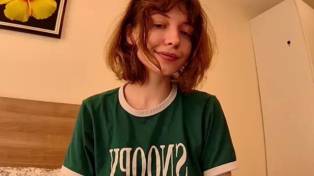 Snapshot of sun_place chatting on 03-16-25, 02:32 sun place online show from 03-16-25, 02:32