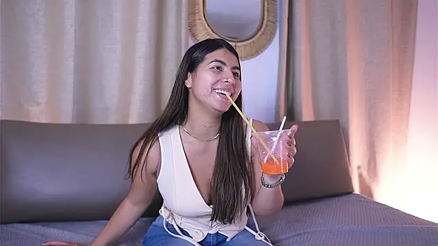 Snapshot of ShelleyMorell chatting on 11-07-25, 02:28 ShelleyMorell online show from 11-07-25, 02:28