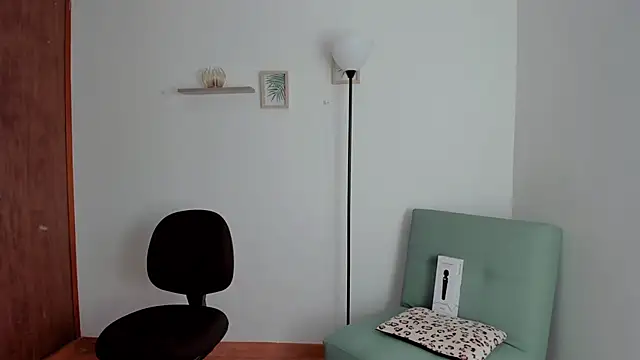 Lilabril online show from 01-14-25, 02:43