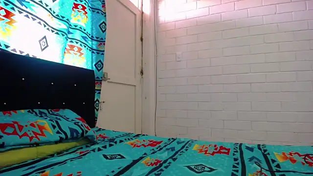 Snapshot of GiveLove1 chatting on 02-21-25, 08:49 GiveLove1 online show from 02-21-25, 08:49