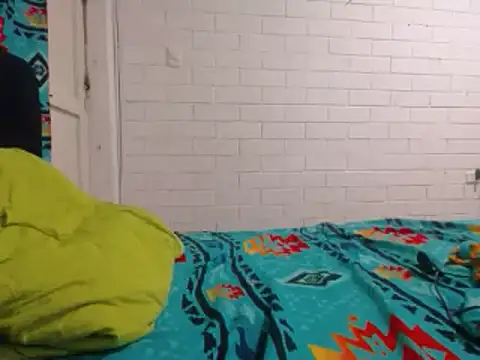 Snapshot of GiveLove1 chatting on 02-25-25, 04:46 GiveLove1 online show from 02-25-25, 04:46