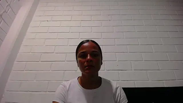 Snapshot of GiveLove1 chatting on 03-04-25, 02:27 GiveLove1 online show from 03-04-25, 02:27