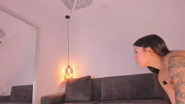 Isabella francoo online show from 11-01-25, 12:29