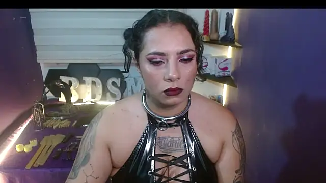 Snapshot of Alexa_Slavehot777 chatting on 11-14-25, 12:31 Alexa Slavehot777 online show from 11-14-25, 12:31