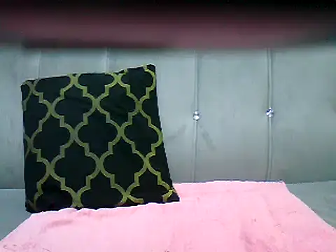 cutey-smile online show from 03-21-25, 08:29