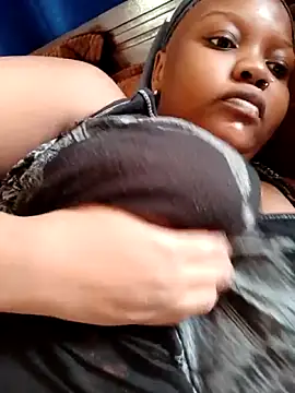 queennapal online show from 02-27-26, 04:34