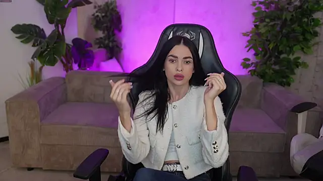 Tina Breeze online show from 09-25-25, 07:01