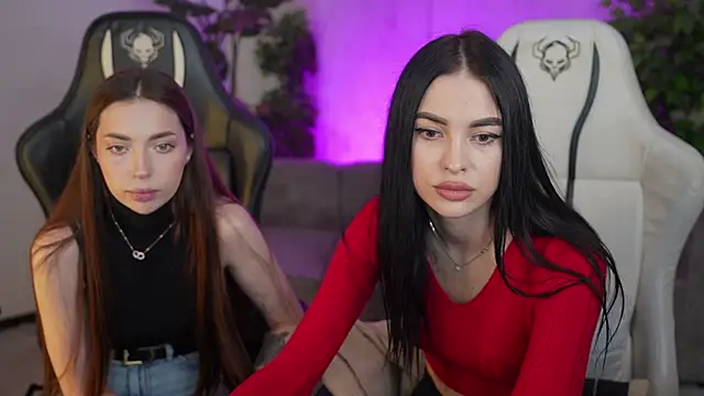 Tina Breeze online show from 10-06-25, 06:55