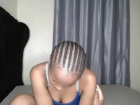 tasha kimmy online show from 10-17-25, 04:42