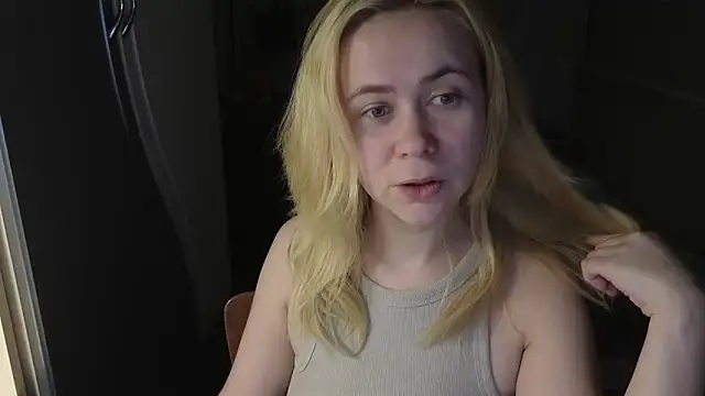 Riley Roo online show from 02-16-26, 05:20