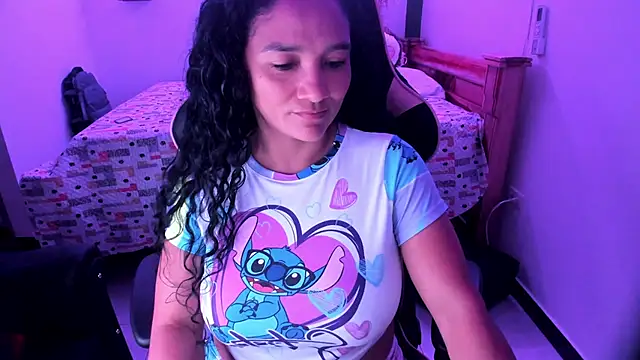 Snapshot of rayza_mature_154 chatting on 11-01-25, 03:08 rayza mature 154 online show from 11-01-25, 03:08