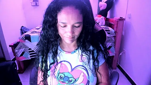 Snapshot of rayza_mature_154 chatting on 11-11-25, 02:28 rayza mature 154 online show from 11-11-25, 02:28