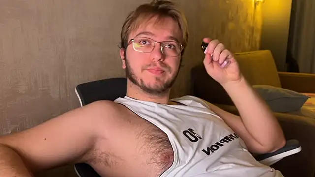 kiopiggy online show from 11-09-25, 07:06