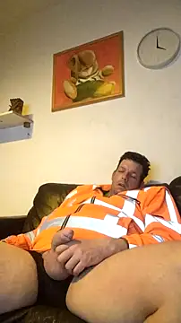 Knuffelstaaf123 online show from 02-11-26, 04:12