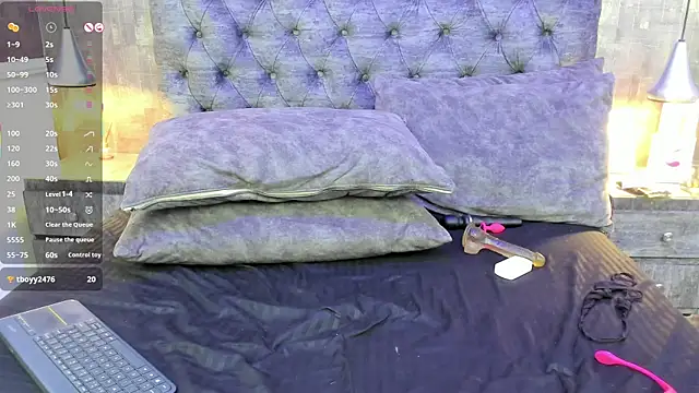 Honey-420- online show from 12-04-25, 02:26