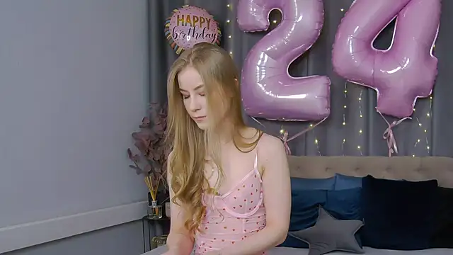 VioletiSwone online show from 01-16-25, 05:21