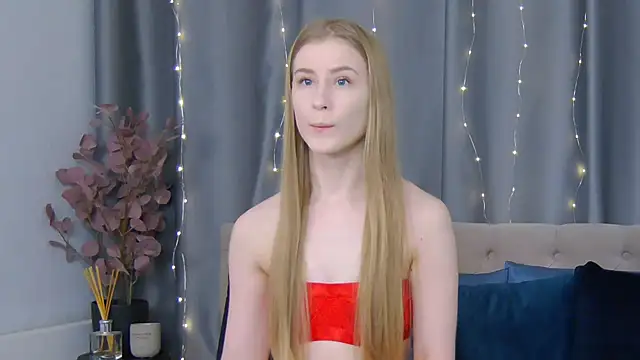 VioletiSwone online show from 01-17-25, 03:00