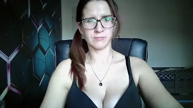 KayaRose online show from 09-19-25, 03:02